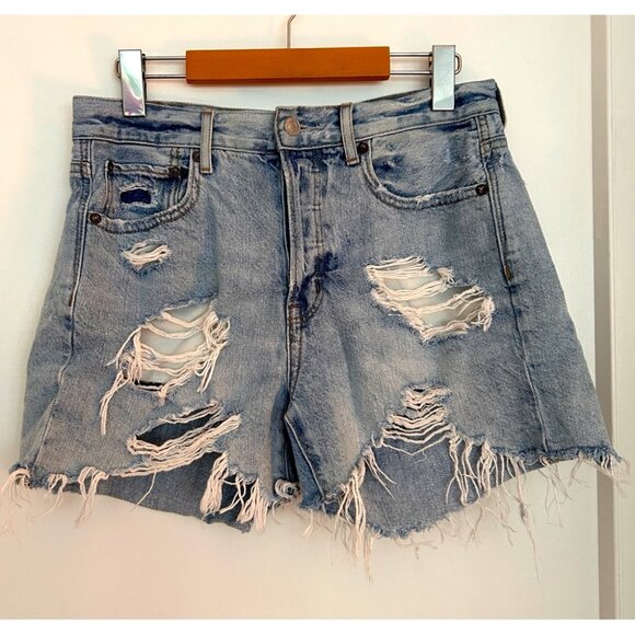 American Eagle Distressed Jean Shorts Size 4 - Picture 1 of 10